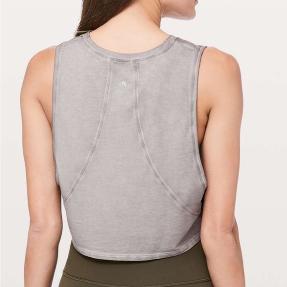 Lululemon NWT Muscle Love Crop Tank *Fade - Picture 3 of 16